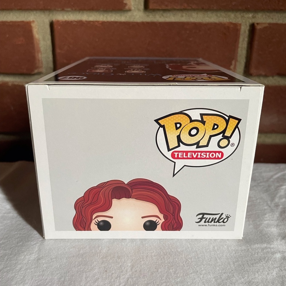 Funko Pop Grace Adler of Will & Grace #967 - Picture 7 of 8